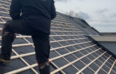 pannendak laten vernieuwen door dakbeheer acuut